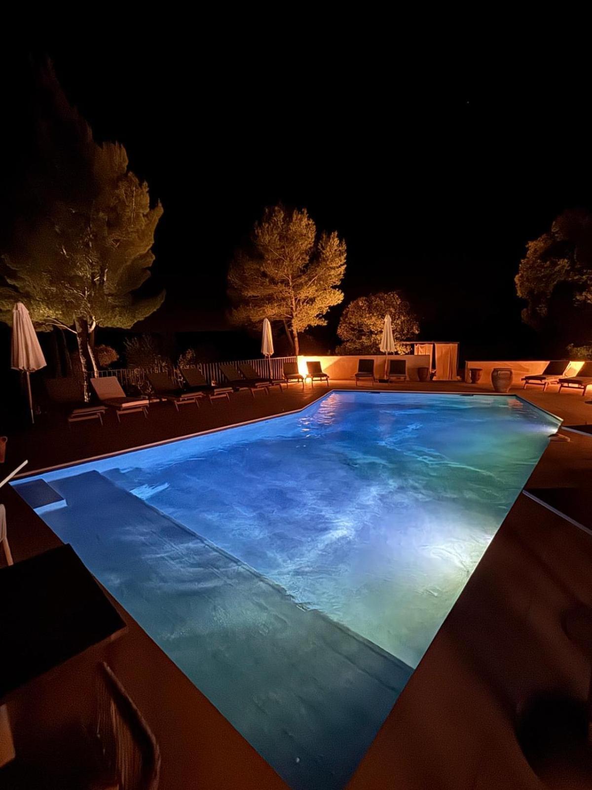 La Cle Des Champs, Boutique Hotel & Spa - Le Mas De Garrigon Roussillon en Isere Exterior foto