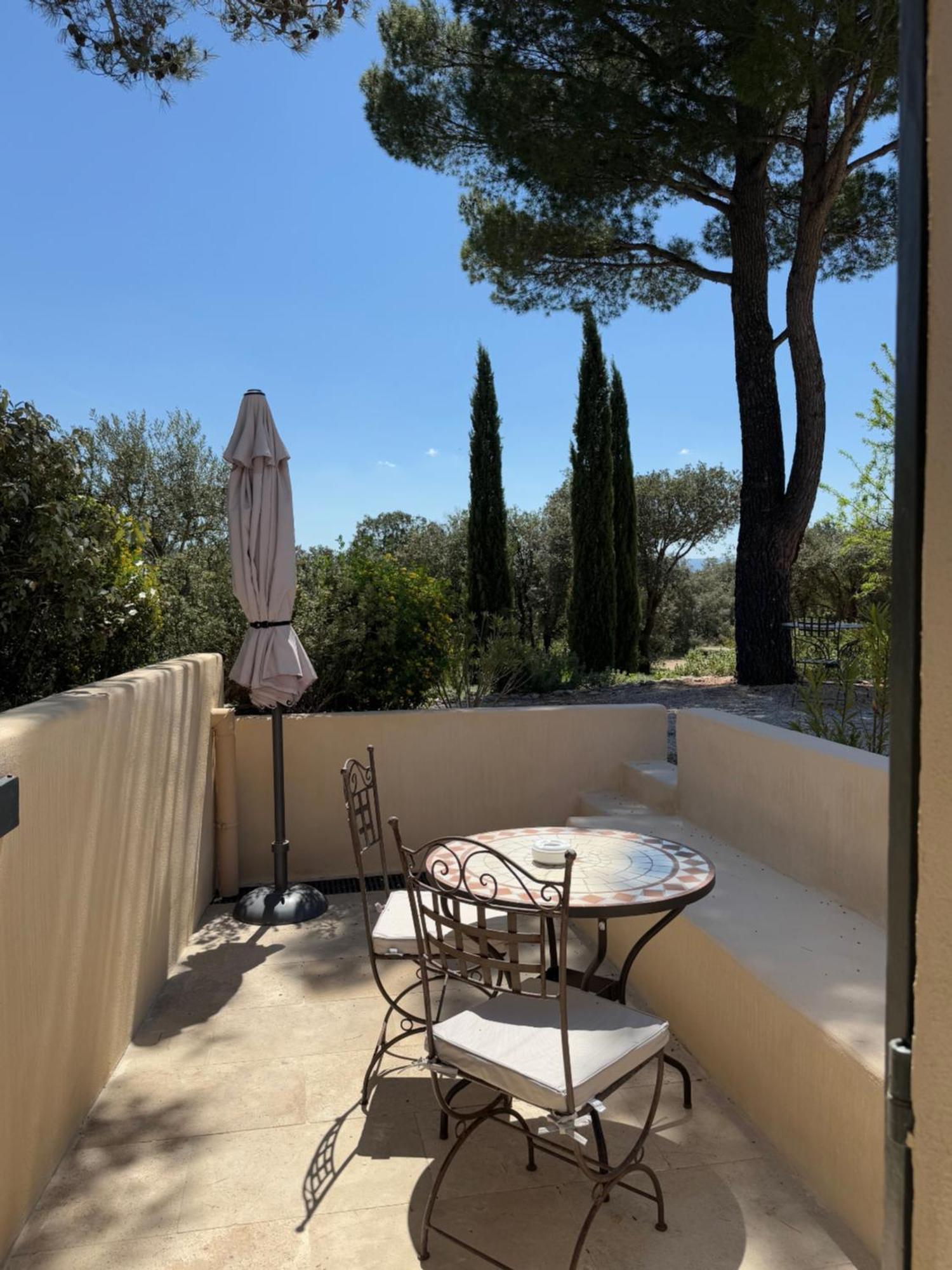 La Cle Des Champs, Boutique Hotel & Spa - Le Mas De Garrigon Roussillon en Isere Exterior foto