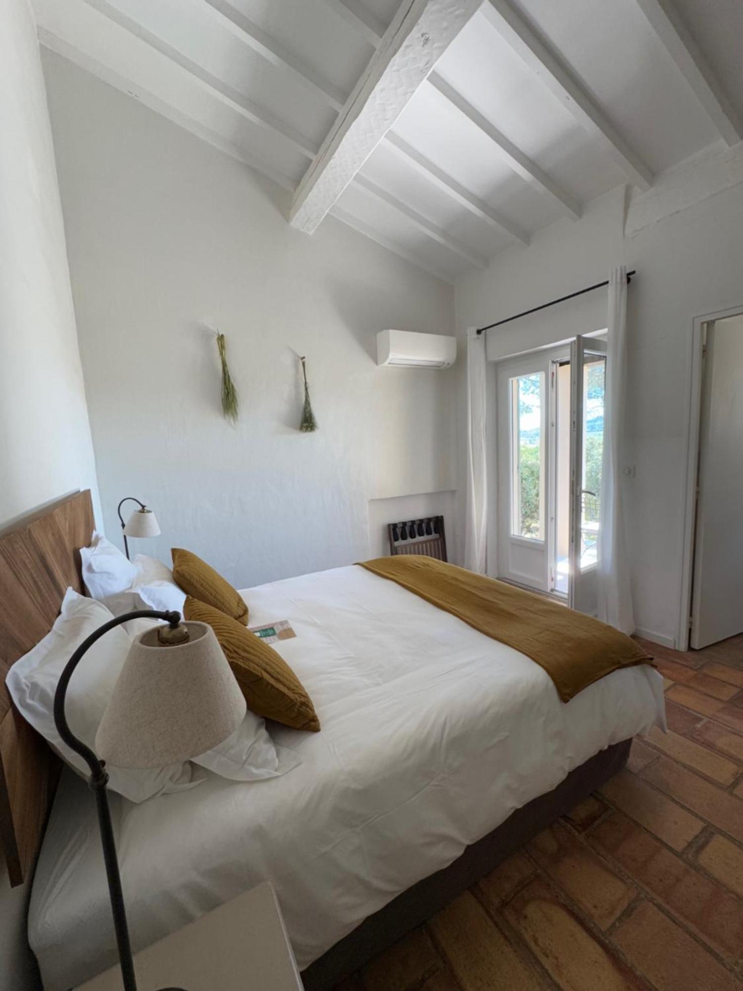 La Cle Des Champs, Boutique Hotel & Spa - Le Mas De Garrigon Roussillon en Isere Exterior foto