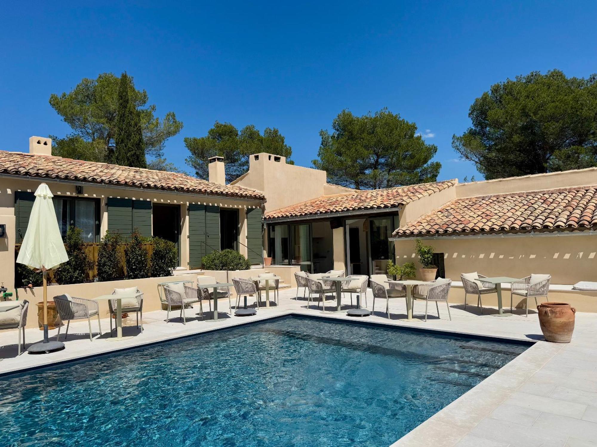 La Cle Des Champs, Boutique Hotel & Spa - Le Mas De Garrigon Roussillon en Isere Exterior foto